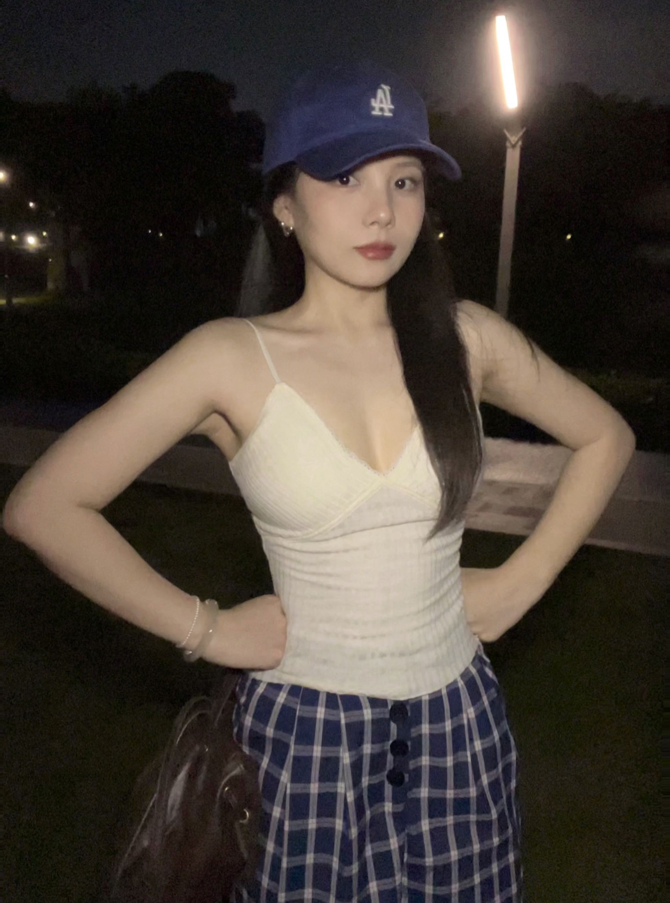cea3f4409b4e44d11bfd6b6d5674487f.jpeg
