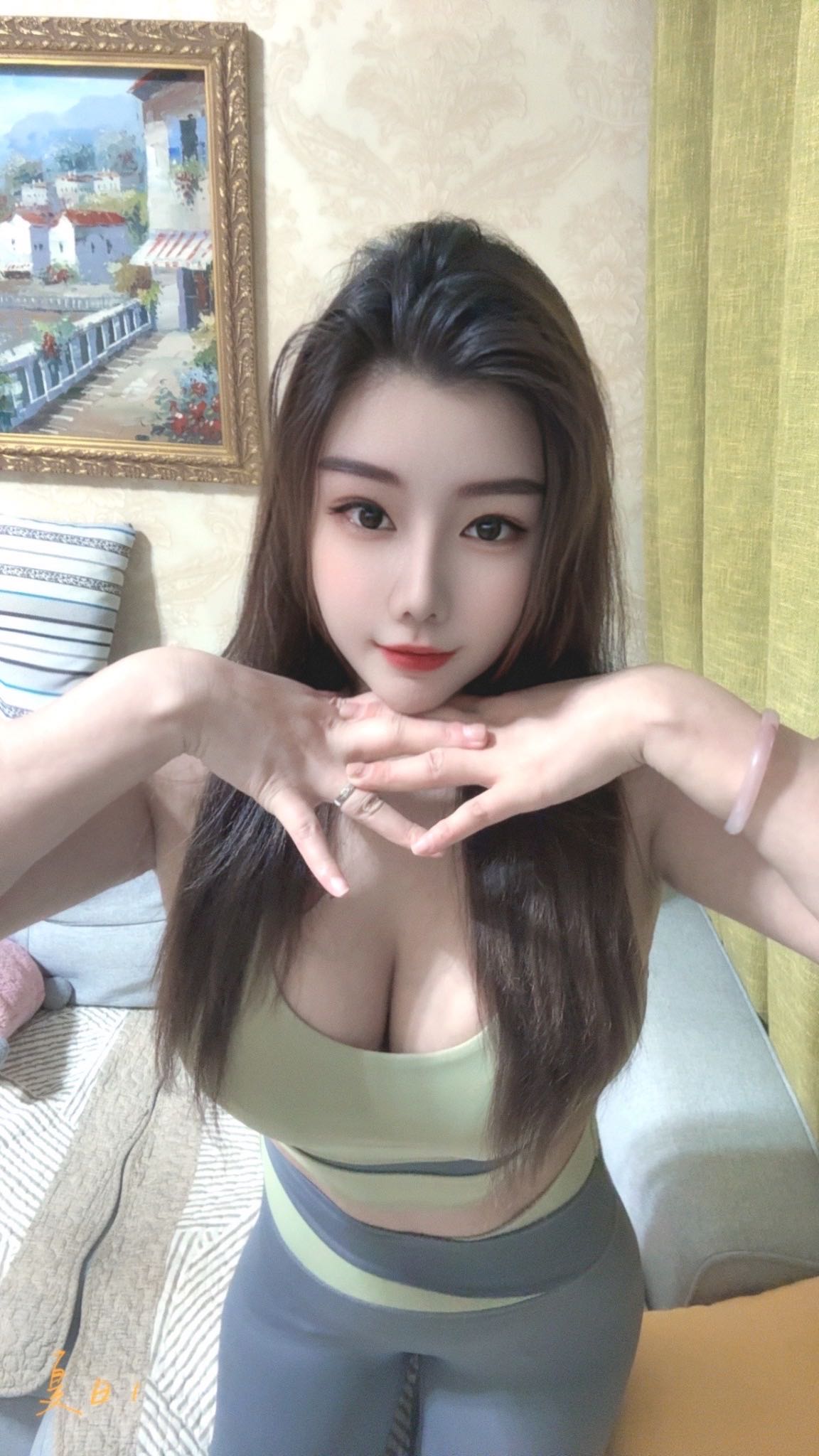 a43b355611e68f30c7a2fdcc6ba411de.jpeg