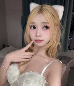 性感大胸妹